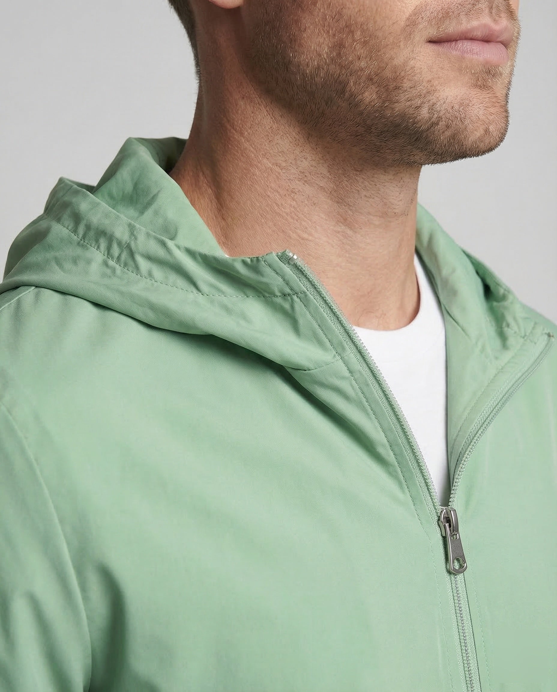 Men's Lightweight Hooded Windbreaker 3