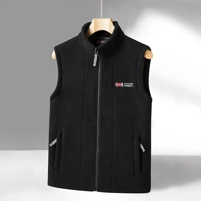 Nordic Fleece Vest 8