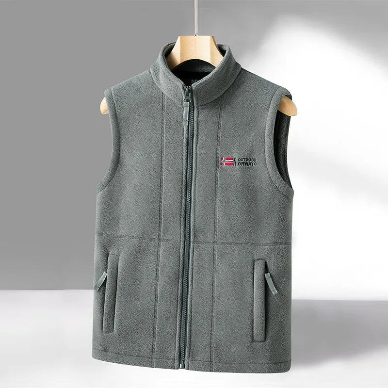 Nordic Fleece Vest 4