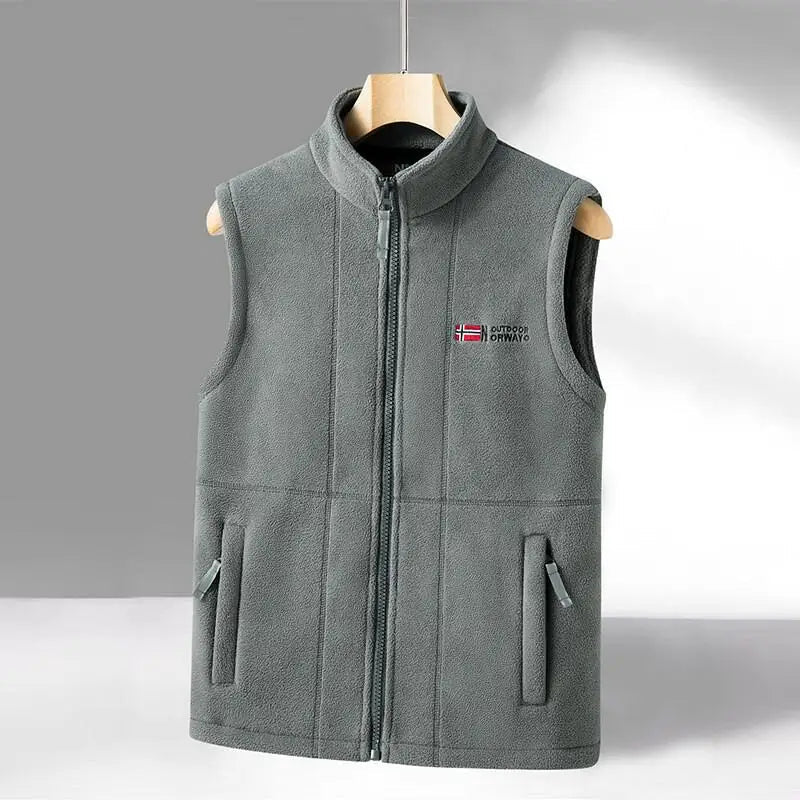 Nordic Fleece Vest 5