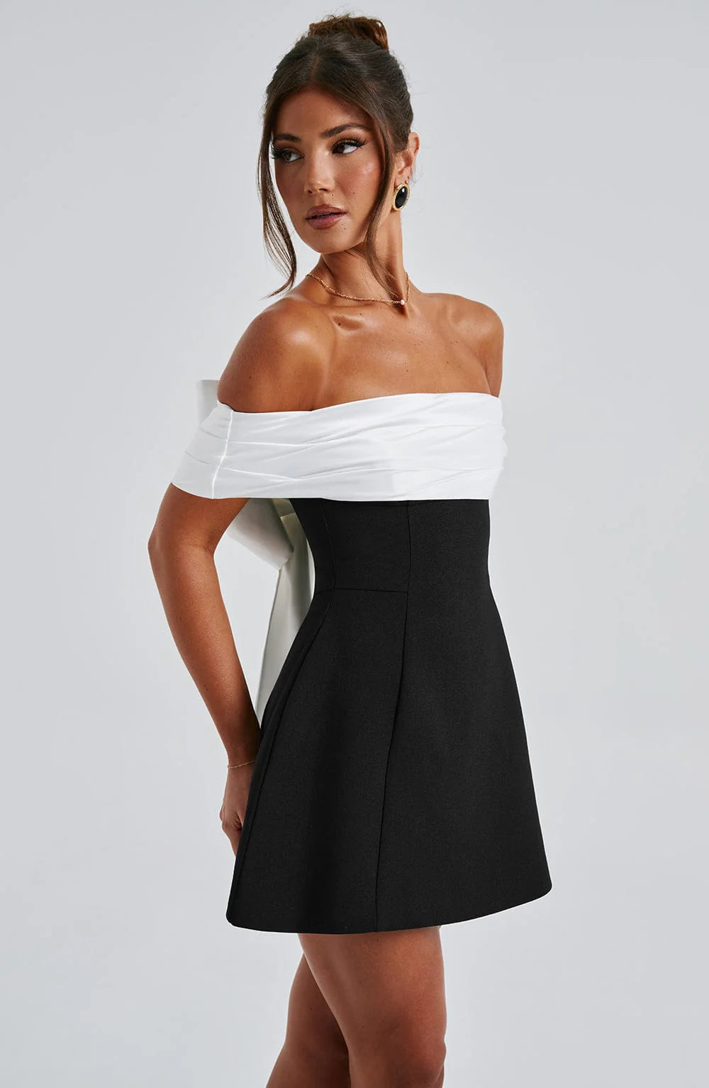 Noir Bloom Evening Party Mini Dress 4