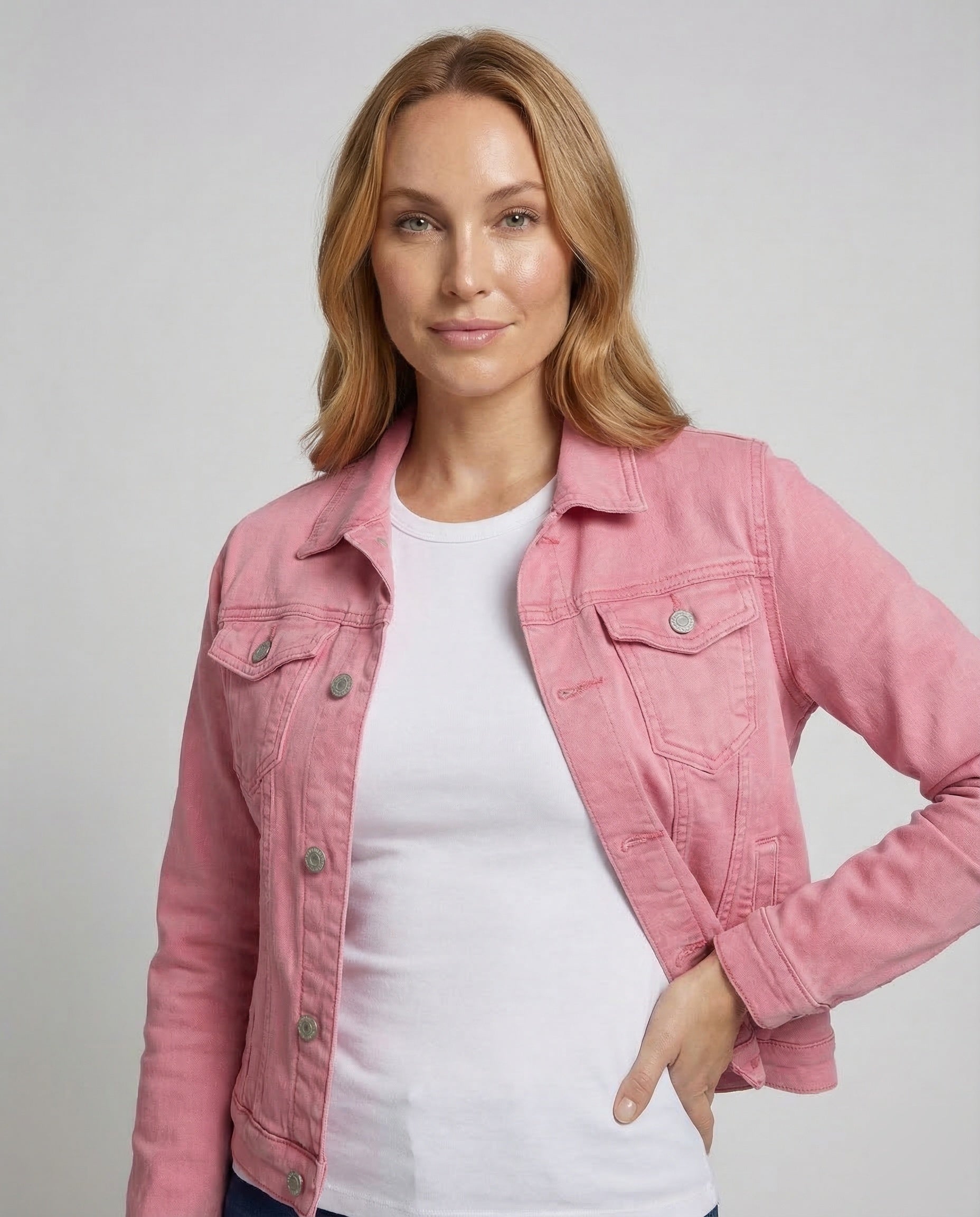 Women's fitted denim short jacket 2
