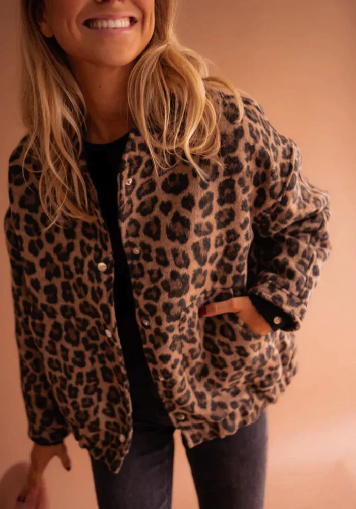 Valeria Women's Jacket – Elegant Leopard Print Jacket with Animal Print & Comfortable Fit 0